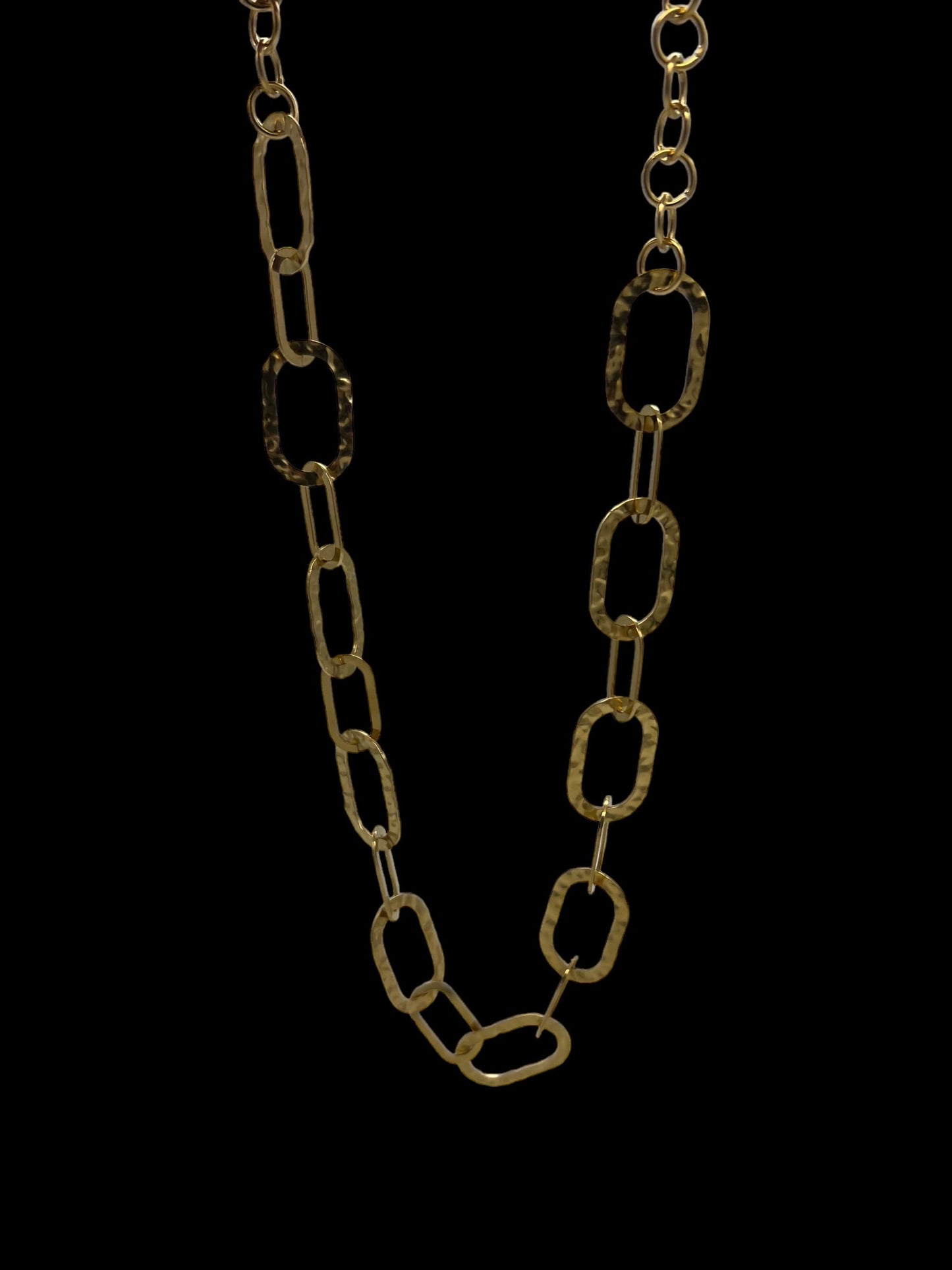 Encadenada Long Necklace